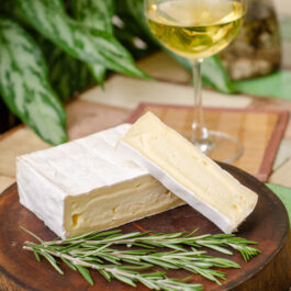 CASTELLANZA BRIE CHEESE